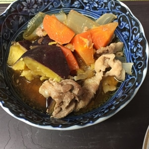 簡単☆おつまみ☆甘味引き立つ☆さつまいもの肉じゃが